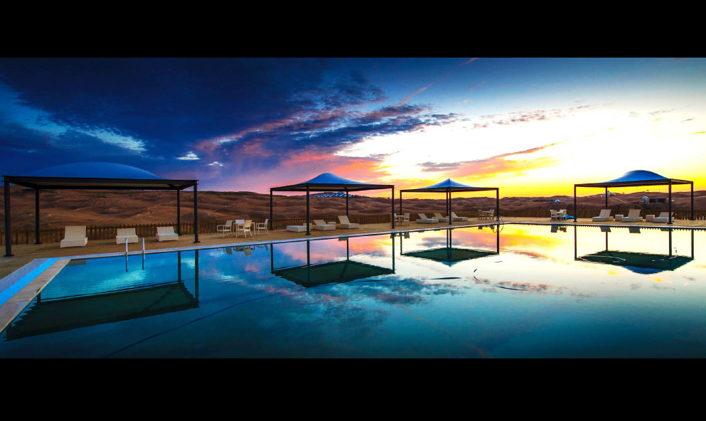 膜結(jié)構(gòu)車棚