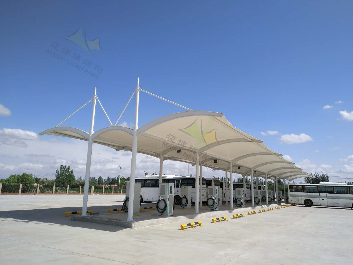膜結(jié)構(gòu)車(chē)棚
