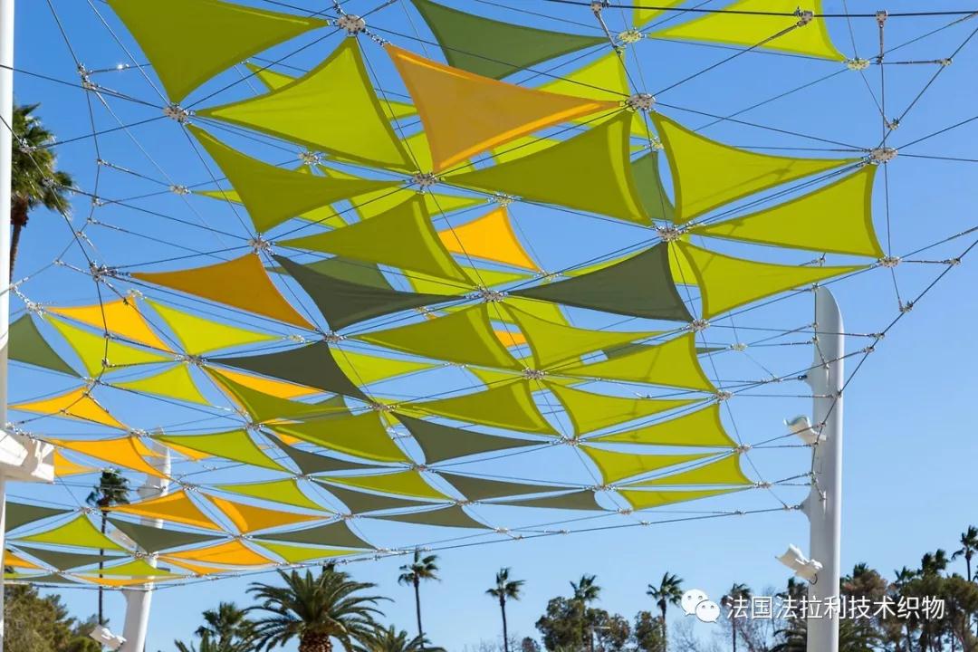 膜結(jié)構(gòu)車棚